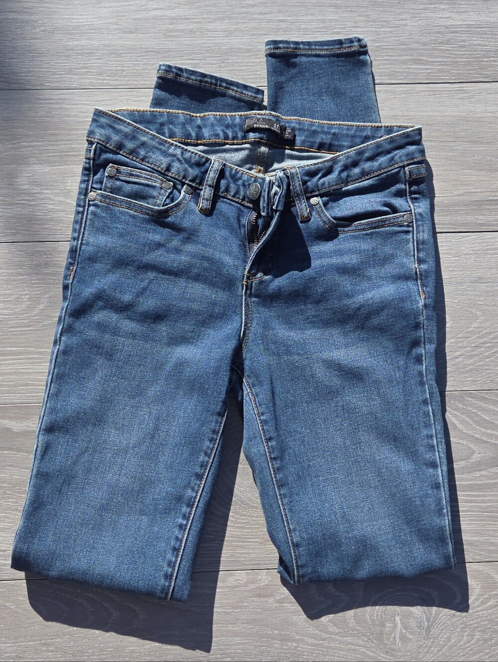 Prana Women's Skinny Jeans in Antique Blue Wash